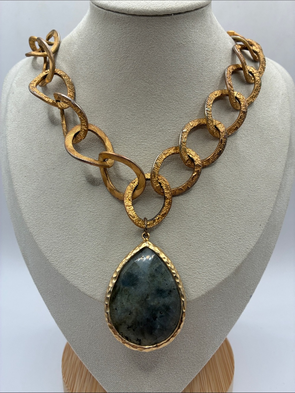 Vintage Chunky Gold Link Necklace Teardrop Faceted Labradorite Pendant Bohemian